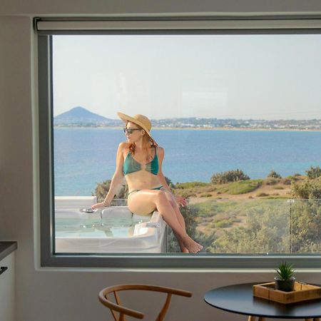 Seanfinity Beachfront Suites Mikri Vigla Buitenkant foto