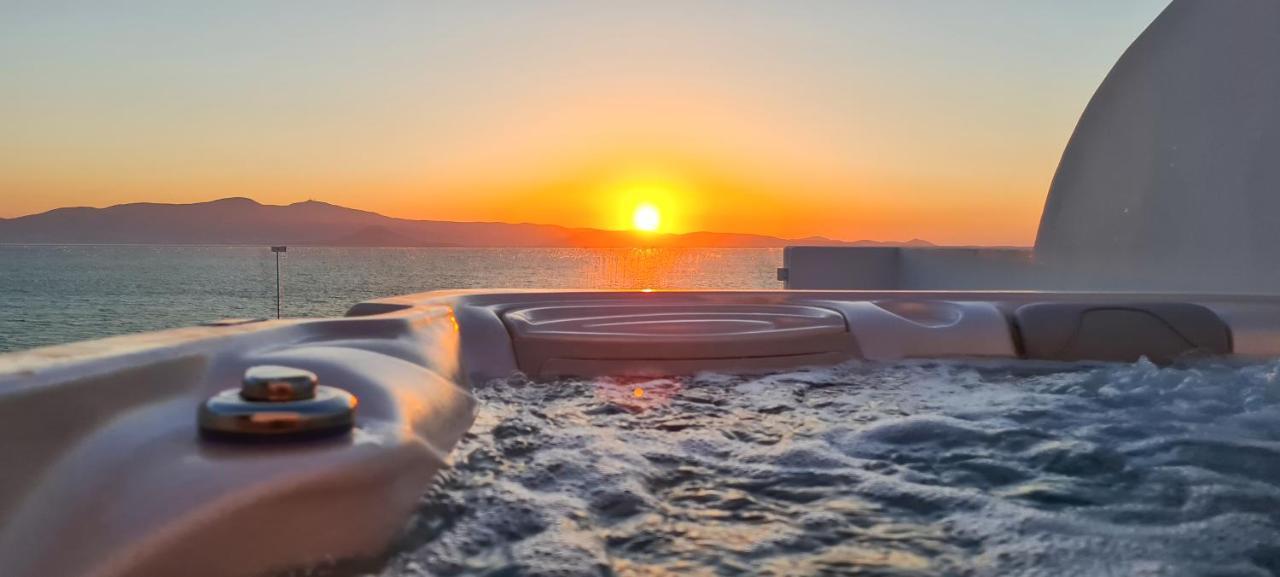 Seanfinity Beachfront Suites Mikri Vigla Buitenkant foto