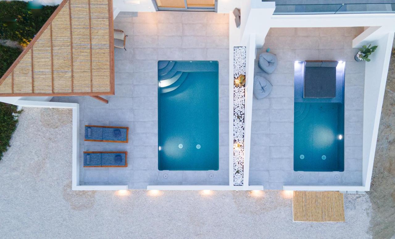 Seanfinity Beachfront Suites Mikri Vigla Buitenkant foto