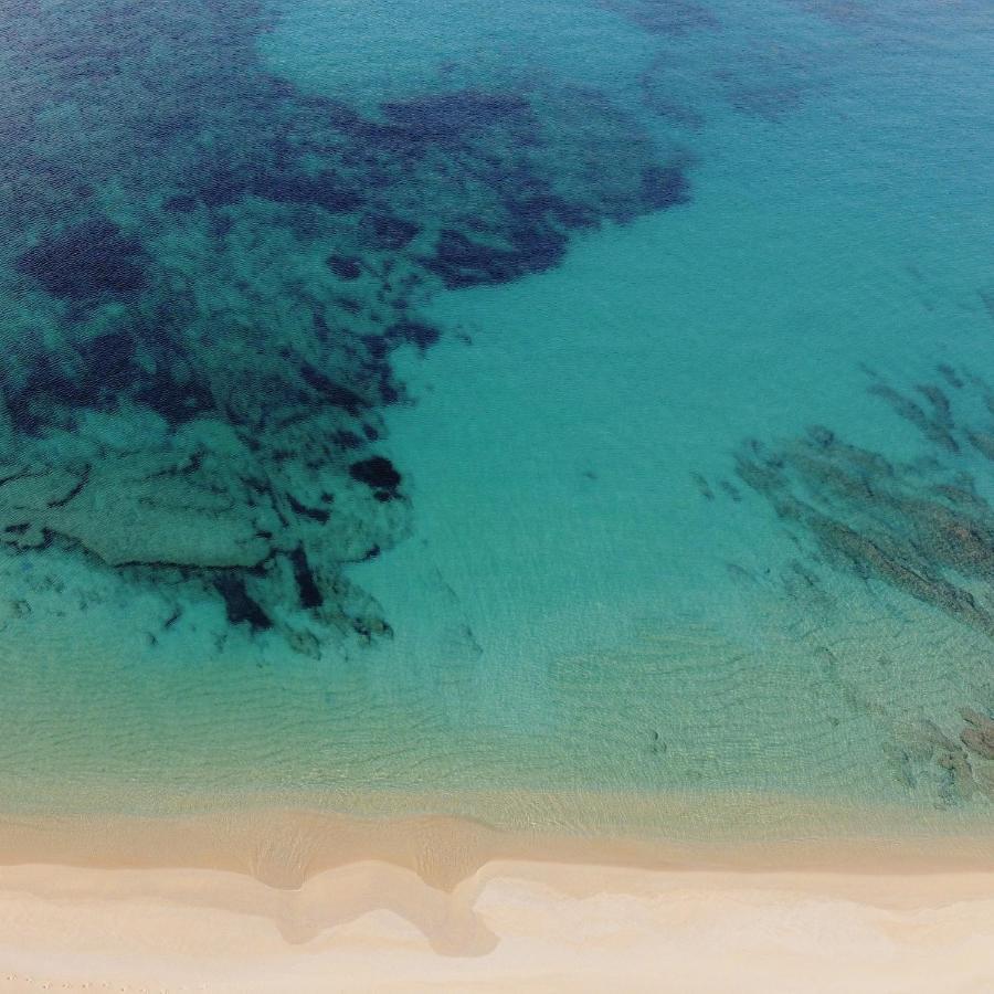 Seanfinity Beachfront Suites Mikri Vigla Buitenkant foto