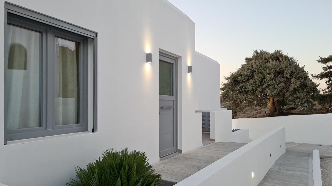 Seanfinity Beachfront Suites Mikri Vigla Buitenkant foto