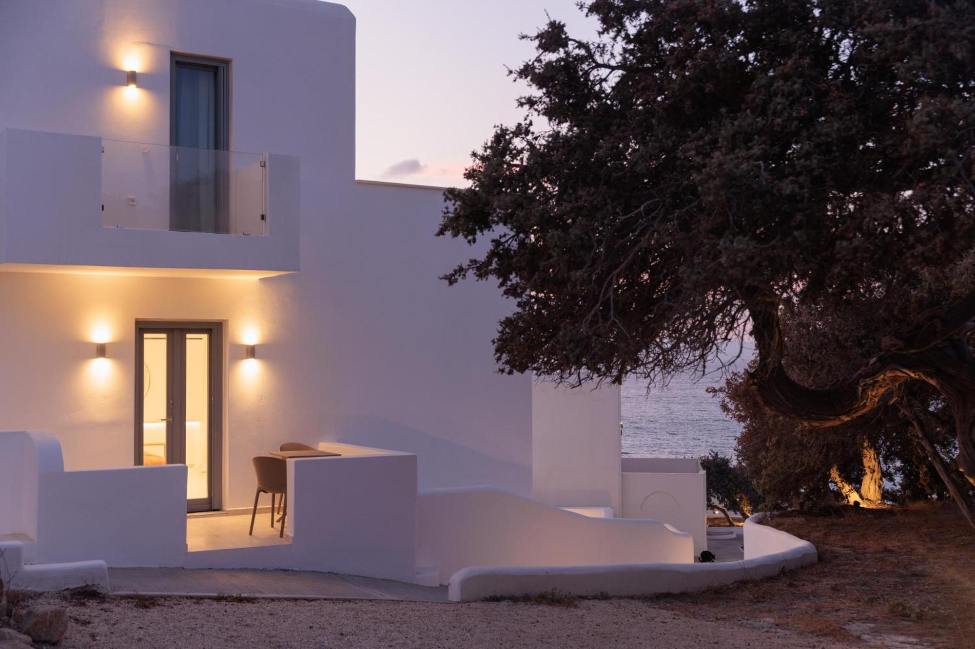 Seanfinity Beachfront Suites Mikri Vigla Buitenkant foto