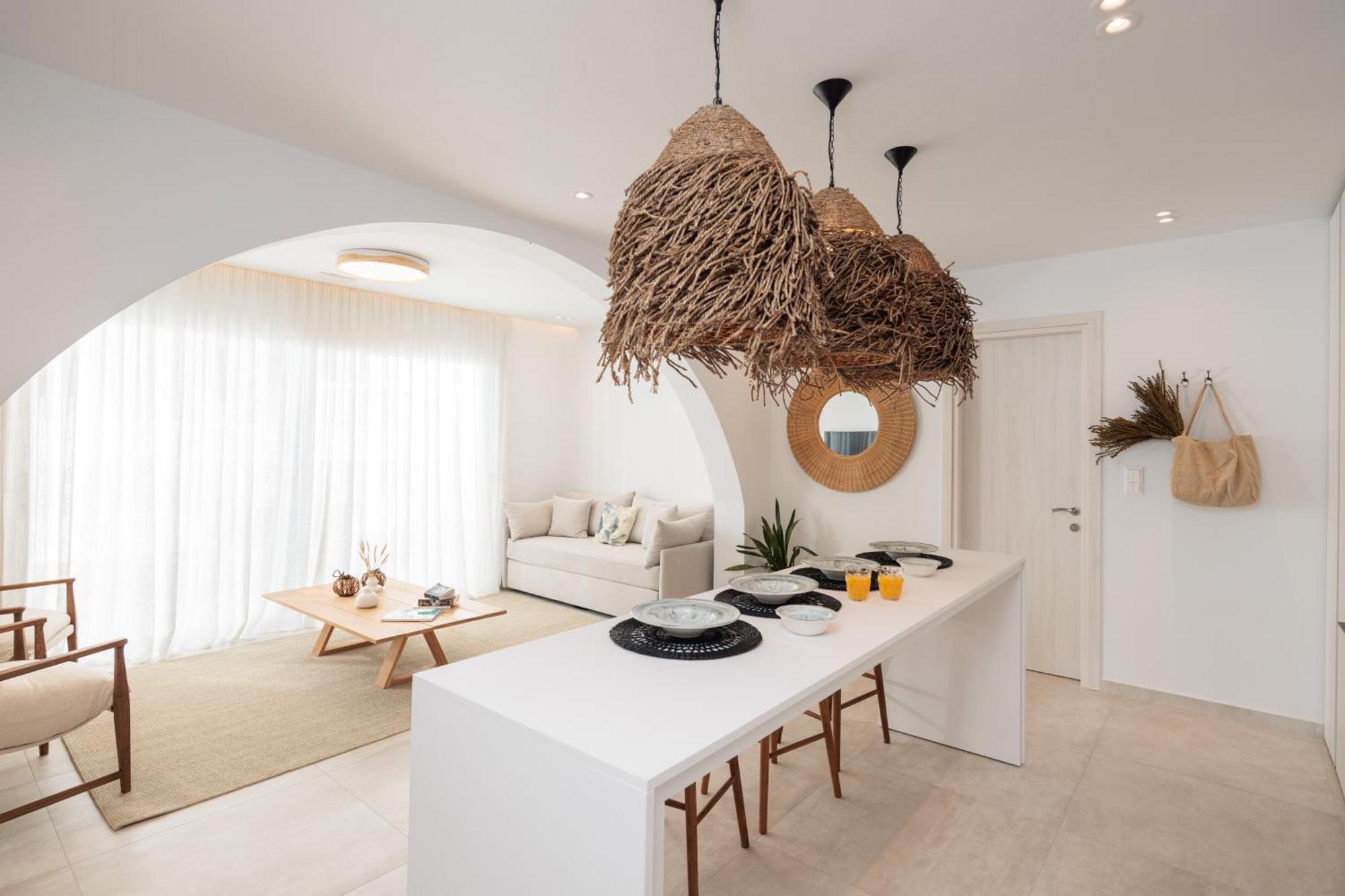 Seanfinity Beachfront Suites Mikri Vigla Buitenkant foto