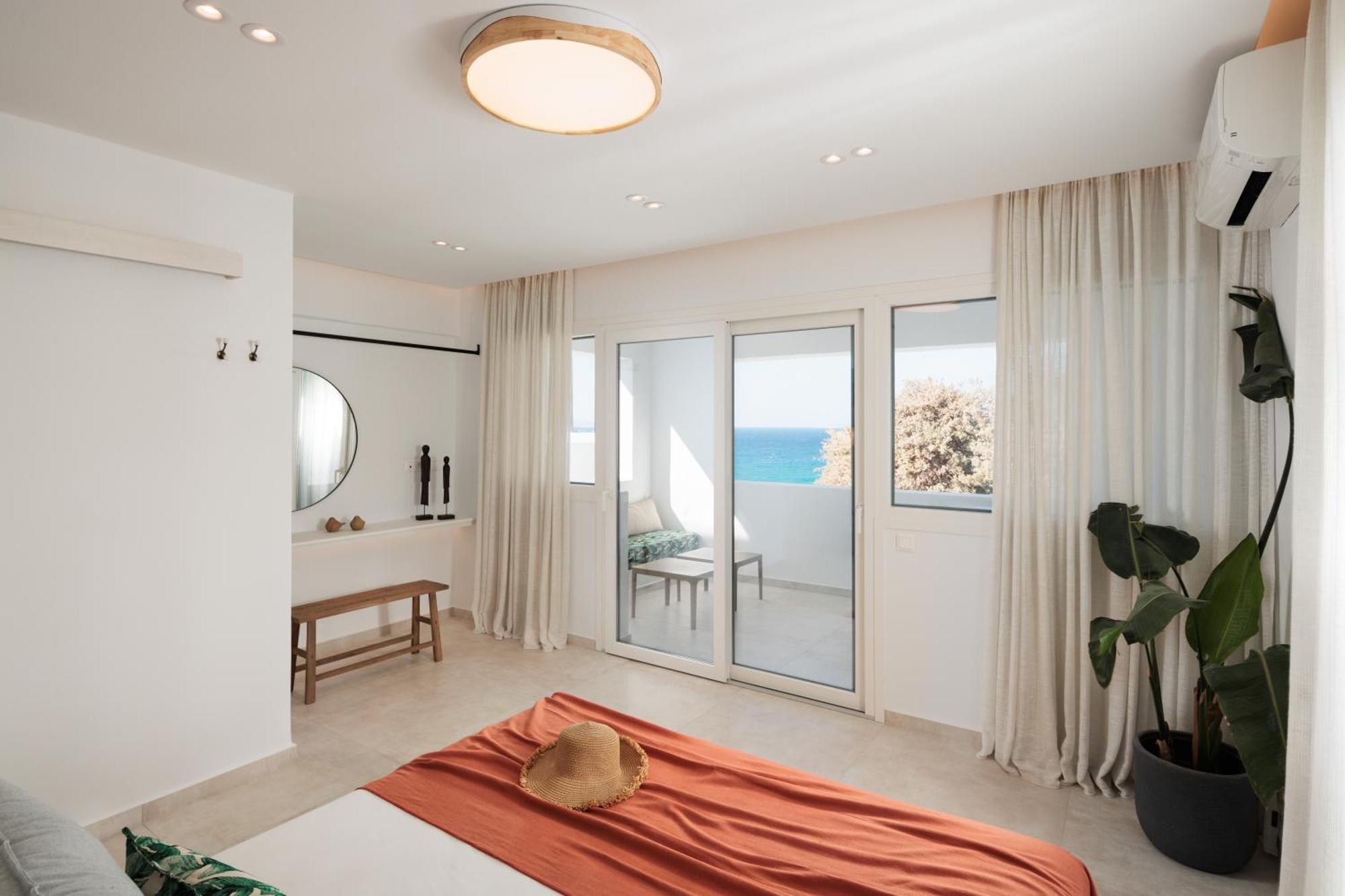 Seanfinity Beachfront Suites Mikri Vigla Kamer foto